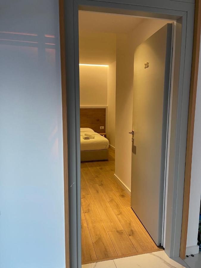 Hotel Aulona Sarandë Exterior foto
