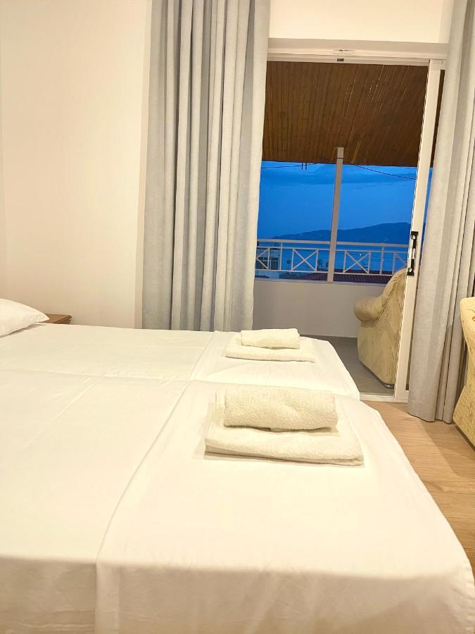 Hotel Aulona Sarandë Exterior foto