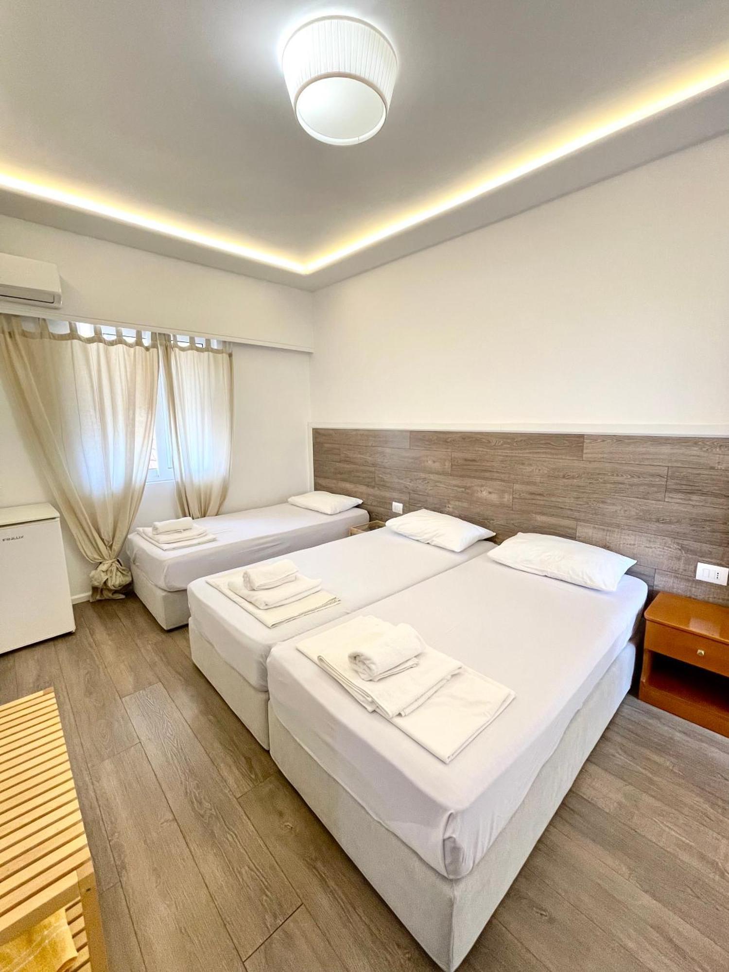 Hotel Aulona Sarandë Exterior foto
