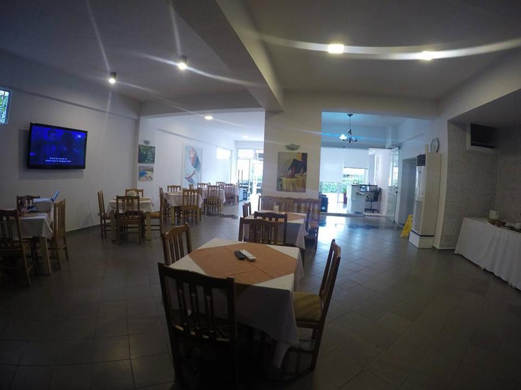 Hotel Aulona Sarandë Exterior foto